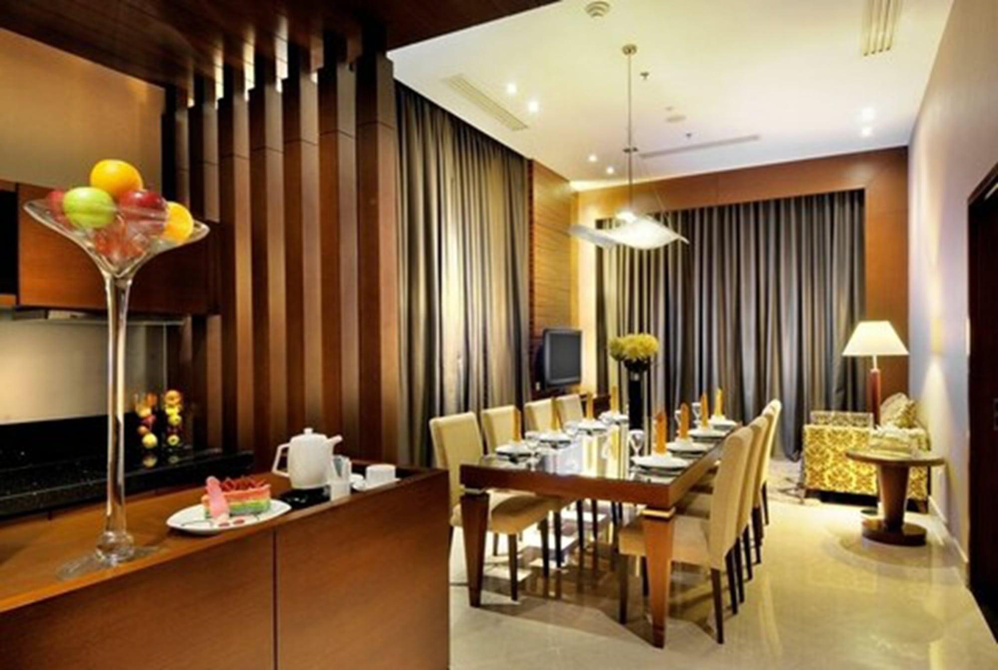 The Luxton Bandung Exterior foto
