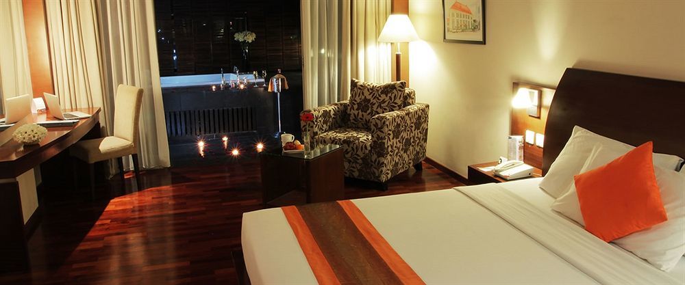 The Luxton Bandung Exterior foto