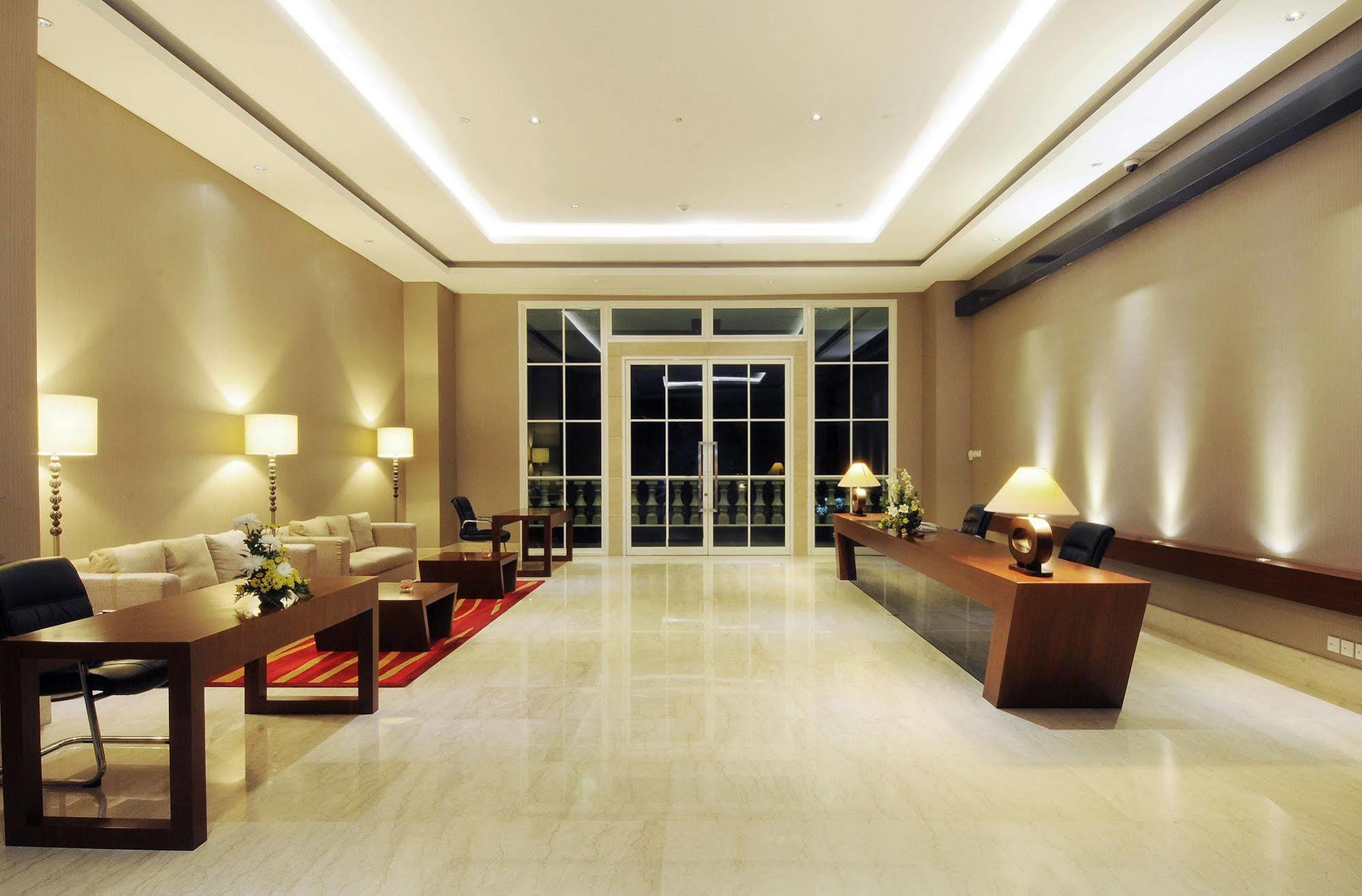 The Luxton Bandung Exterior foto